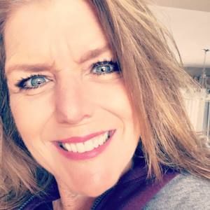 Meet your Posher, Carrie